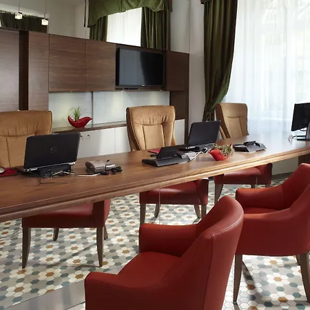 Harvey 5*