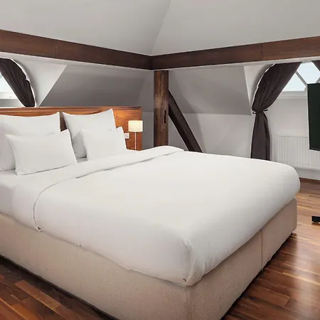 Harvey Hotel 5*
